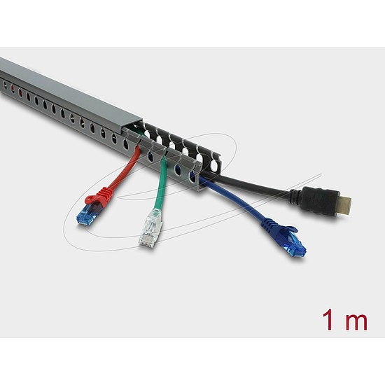 Delock Huzalozási csatorna 30 x 30 mm - hosszúsága 1 m szürke
