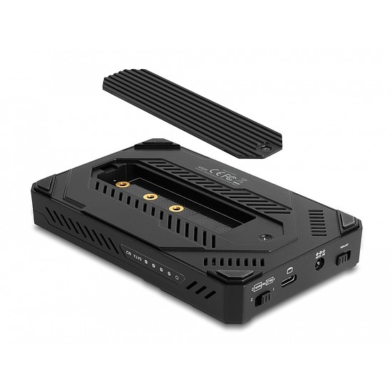 Delock USB Type-C ház 1 x M.2 NVMe SSD-hez, valamint 1 x 2.5 , klón funkciós SATA SSD / HDD-hez