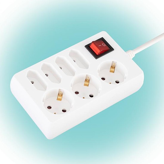 Home NV 17/WH hálózati elosztó, 1,5 m, H05VV-F 3G1,0 mm2 kábel, kapcsolós, IP20 kivitel, 3 védőérintkezős és 4 euro aljzat, max. 3500W, fehér