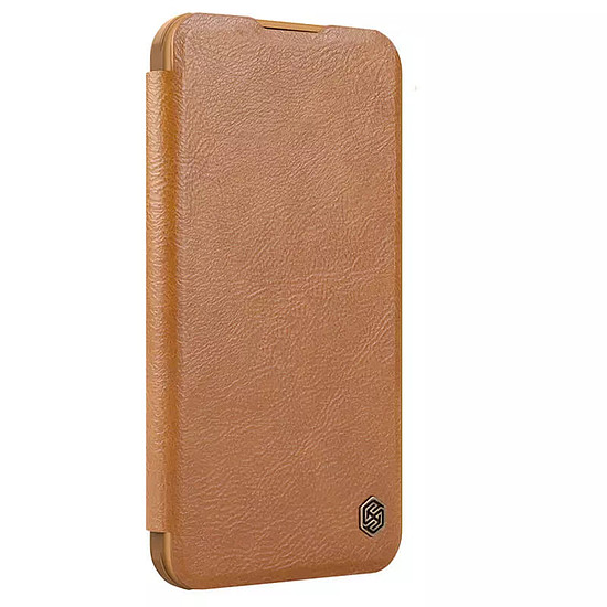 Nillkin - Qin Prop bőrtok - iPhone 16 - barna (KF2334088)