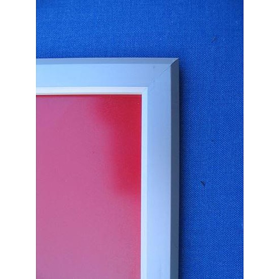Plakátkeret A4 trapézprofil szögletes sarkok tükröződésmentes PVC