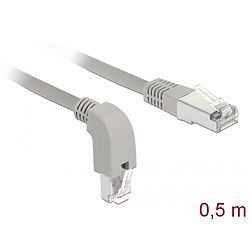 Delock Hálózati kábel RJ45 Cat.6A S/FTP, lefelé néző / egyenes 0,5 m (85873)