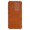 Nillkin Qin Leather Pro tok Samsung Galaxy S23+ telefonhoz flip fedeles kameraburkolat barna